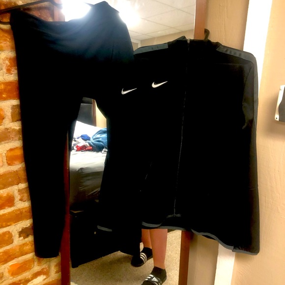Nike Pants - Nike Dry Fit Set
